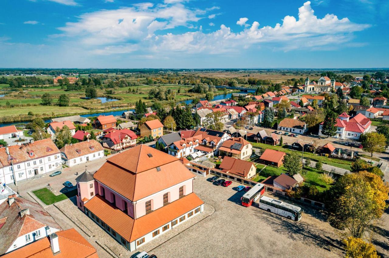 Villa Regent Тикочин Екстериор снимка