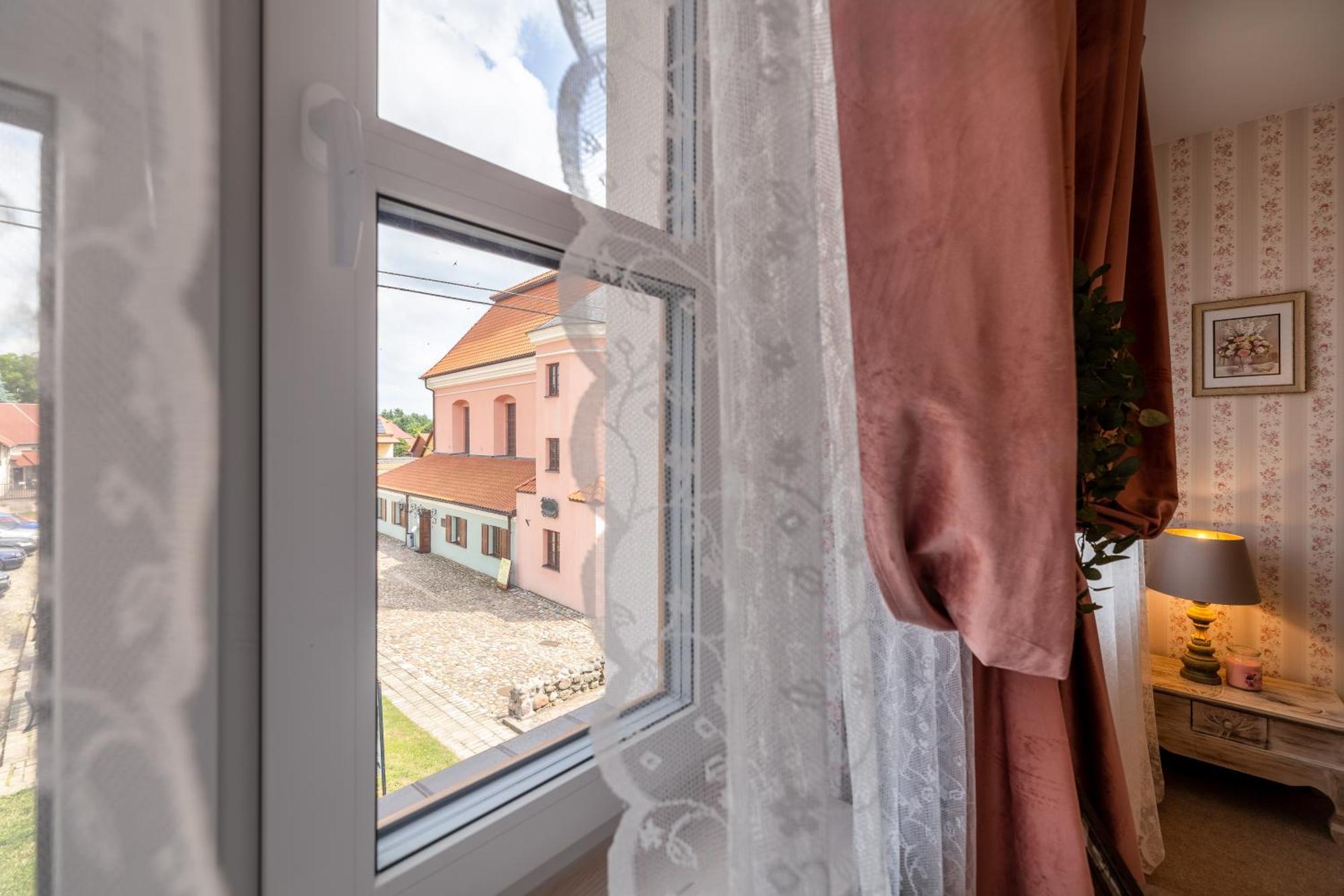 Villa Regent Тикочин Екстериор снимка