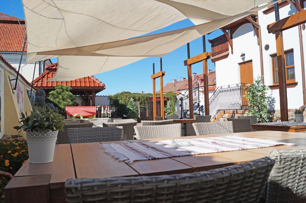Villa Regent Тикочин Екстериор снимка